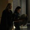 Tom Hiddleston se transforme dans Thor - Le Monde des Ténèbres.