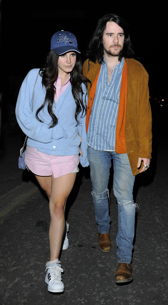 Lana Del Rey et son petit ami Barrie-James O'Neill à Londres, le 11 juillet 2013.