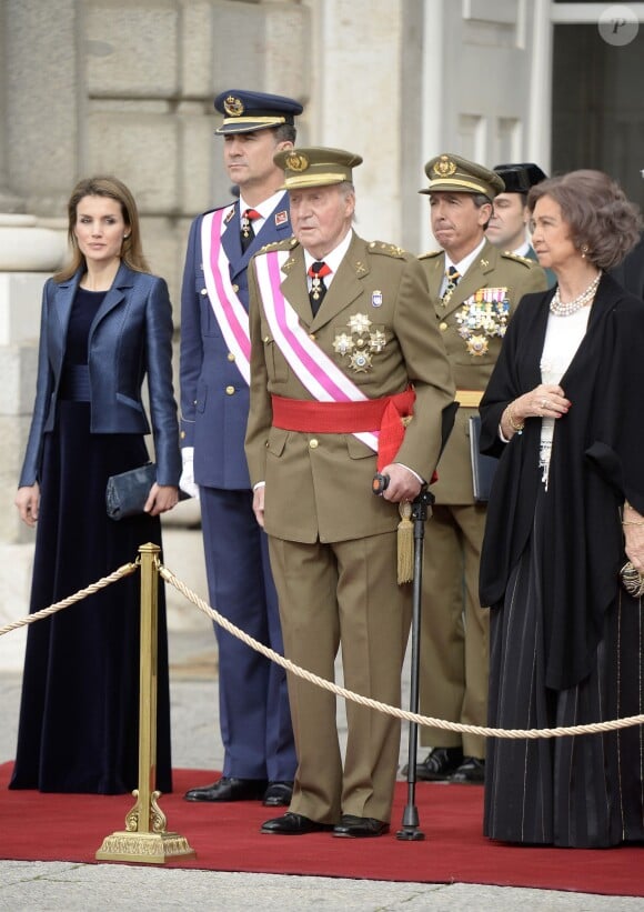 La princesse Letizia, le prince Felipe, la reine Sofia et le roi Juan Carlos Ier d'Espagne lors de la Pâque militaire le 6 janvier 2014 à Madrid