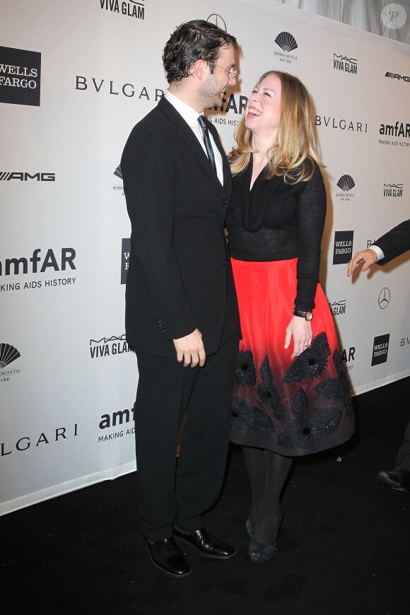 Chelsea Clinton et Marc Mezvinsky au gala de l'amfAR en ouverture de la Fashion Week de New York, le 5 février 2014.
