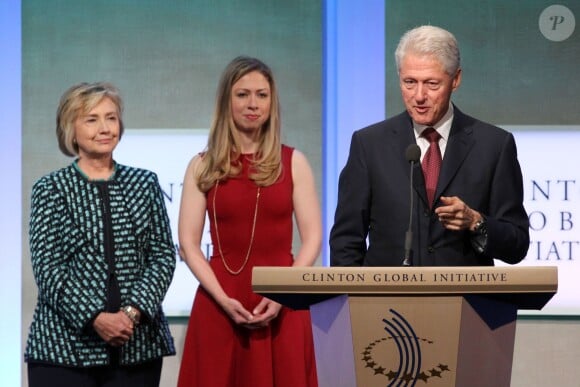 Bill Clinton, Hillary Clinton and Chelsea Clinton à New York, le 24 septembre 2013.