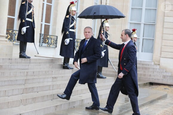Jean-Marc Ayrault arrive pour le déjeuner à l'occasion de la visite officielle du roi Philippe de Belgique et de la reine Mathilde à François Hollande, le 6 février 2014 à Paris.
