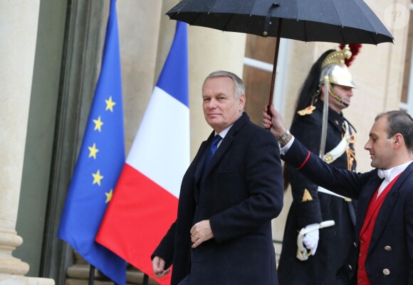Jean-Marc Ayrault à l'Elysée lors de la visite officielle du roi Philippe de Belgique et de la reine Mathilde à François Hollande, le 6 février 2014 à Paris.
