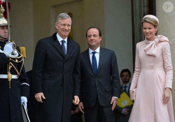 French President Francois Hollande welcomes King Philippe and Queen Mathilde of Belgium at the Elysee Palace in Paris, France on February 6, 2014. Photo by Christian Liewig/ABACAPRESS.COM06/02/2014 - Paris