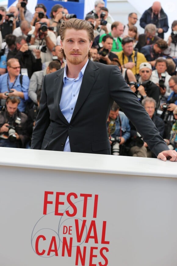 L'acteur américain Garrett Hedlund lors du photocall du film "Inside Llewyn Davis" lors du 66e Festival du film de Cannes le 19 mai 2013.