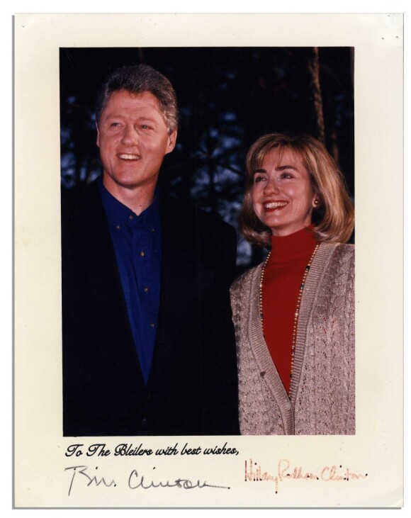 Les effets personnels de Monica Lewinsky, ancienne stagiaire à la Maison Blanche devenue célèbre pour sa liaison avec Bill Clinton seront vendus aux enchères à Los Angeles, le 24 juin 2013.