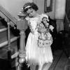 Shirley Temple, jeune princesse du cinéma et icône hollywoodienne, en 1935.