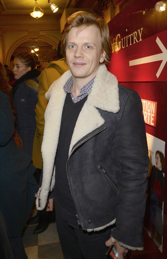 Alex Lutz à la générale de leur pièce "La porte à côté" au Théâtre Édouard VII à Paris, le 10 fevrier 2014.