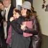 Salma Hayek et Agnès Varda complices à l'exposition photo "Triptyques Atypiques" d'Agnès Varda à la galerie Nathalie Obadia à Paris le 8 février 2014.