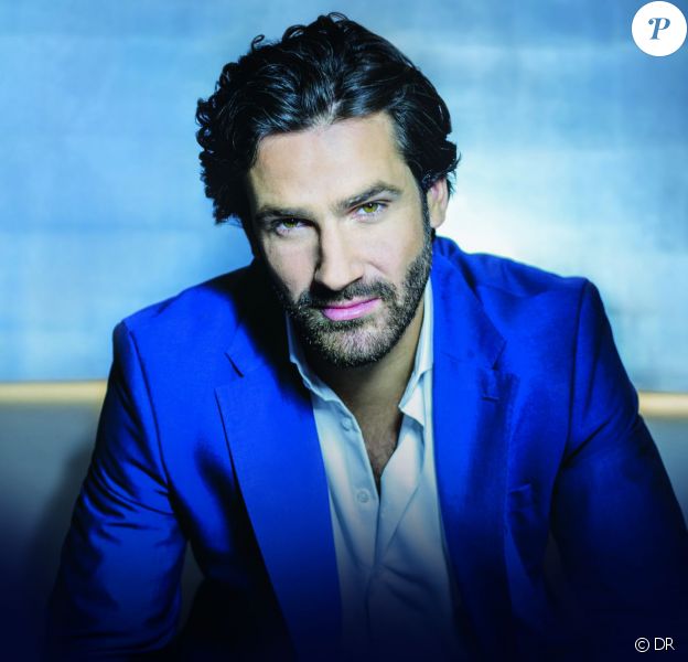 Le séduisant Paul est le nouveau Bachelor de NT1.