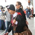 Angelina Jolie et Maddox arrivent à Los Angeles le 17 février 2014