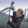 Le prince Harry a pu s'installer dans le cockpit d'un Spitfire à l'Académie de vol Boultbee à Goodwood le 16 février 2014