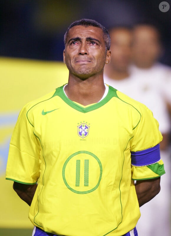 Romario en pleurs lors du match entre le Brésil et le Guatemala, à São Paulo le 27 avril 2005