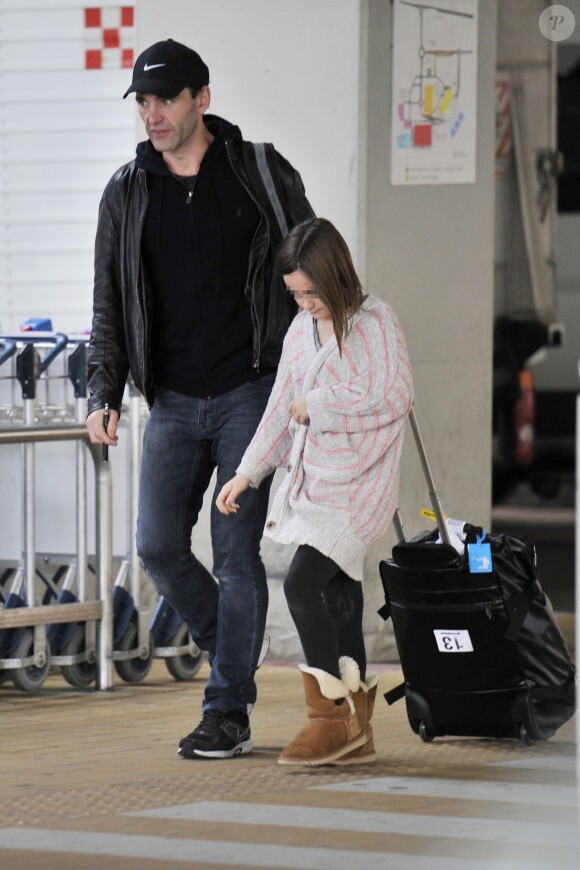 Exclusif - Courteney Cox arrive à Venise avec sa fille Coco Arquette et son petit ami Johnny McDaid, le 15 février 2014.