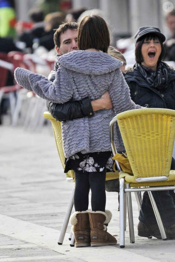 Exclusif - Johnny McDaid avec Coco, la fille de sa petite amie Courteney Cox, à Venise en Italie, le 18 février 2014.
