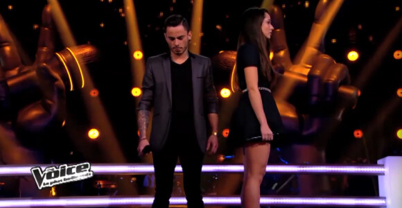 La battle entre Noémie et Maximilien (Team Garou), qui ont joué les amants déchirés, dans The Voice 3, le samedi 22 février 2014 sur TF1