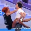 Fauve Hautot et Kev Adams dans Vendredi tout est permis, le 21 février 2014 sur TF1.
