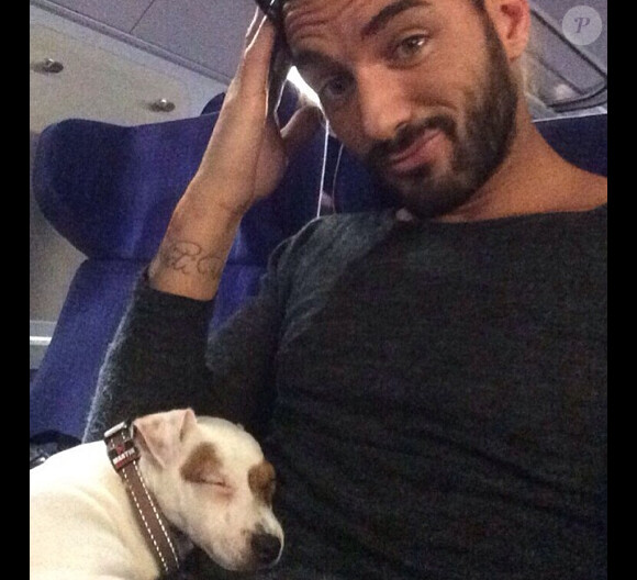 Tito Benattia : le chien de Nabilla et Thomas Vergara a son compte Instagram, pose avec Thomas