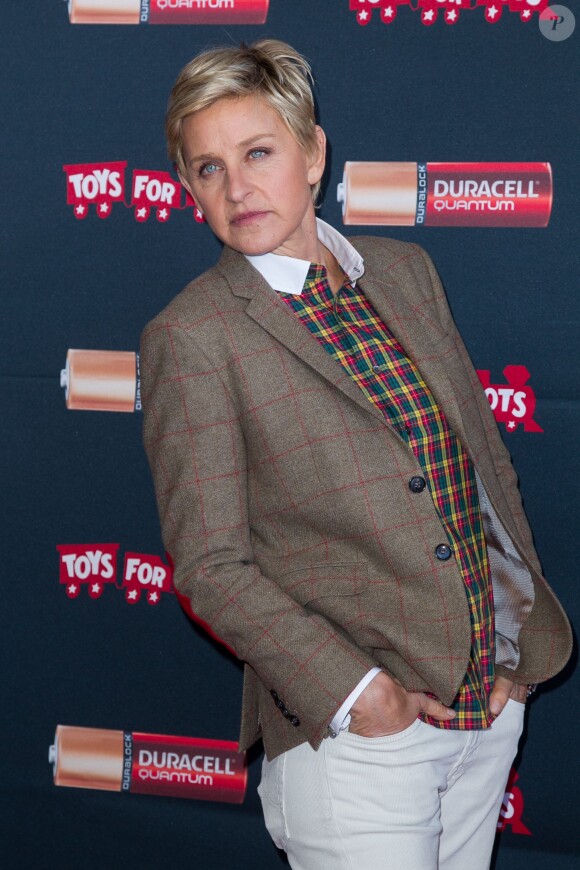 Ellen DeGeneres launches the Duracell Power a Smile Program at the Van Nuys Airport in Van Nuys, Los Angeles, CA, USA, November 22, 2013. Photo by Baxter/ABACAPRESS.COM22/11/2013 - Culver City