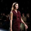 Miranda Kerr défile pour Sonia Rykiel automne-hiver 2014-15 à la Salle Wagram. Paris, le 28 février 2014.