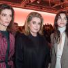 Exclusif - Chiara Mastroianni, Catherine Deneuve et Charlotte Gainsbourg au défilé Louis Vuitton à Paris, le 5 mars 2014.