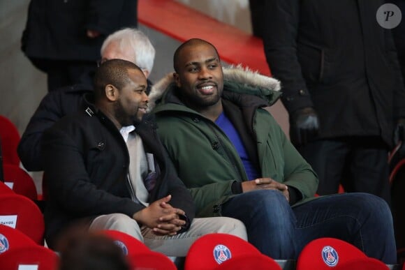 Teddy Riner lors du match entre le Paris Saint-Germain et l'Olympique de Marseille au Parc des Princes à Paris, le 2 mars 2014