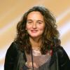 Julie Bertuccelli aux César 2004, récompensée pour Depuis qu'Otar est parti (meilleur première oeuvre)
