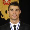 Cristiano Ronaldo fait Grand Officier de l'Ordre de l'Infante D. Henrique au Palais présidentiel de Lisbonne, le 20 janvier 2014