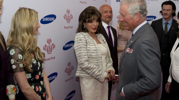 Prince Charles : Il refuse un selfie avec Pixie Lott et Joan Collins...