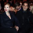 Scarlett Johansson et son fiancé Romain Dauriac lors des César le 28 févirer 2014 à Paris