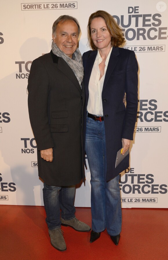 Patrice Dominguez et sa femme Cendrine lors de l'avant-première du film "De Toutes Nos Forces" au Gaumont Opéra à Paris, le 17 mars 2014