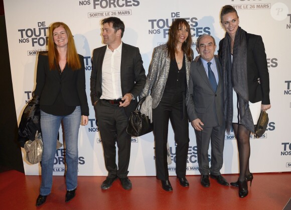 Jean Gachassin (2e en partant de la droite) lors de l'avant-première du film "De Toutes Nos Forces" au Gaumont Opéra à Paris, le 17 mars 2014