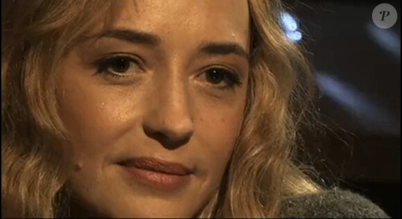 Hélène de Fougerolles, émue, dans La Parenthèse inattendue sur France 2, le 19 mars 2014