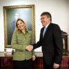 La reine Maxima des Pays-Bas rencontre le ministre des finances colombien Mauricio Cárdenas Santa María lors de sa visite à Bogota, le 4 mars 2014, pour parler du système financier.04/03/2014 - Bogota