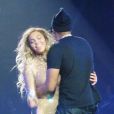 Beyoncé sur la scène de l'O2 Arena à Londres dans le cadre de sa tournée Mrs Carter World Tour. Ici, elle chante Drunk in Love avec son époux Jay-Z Mars 2014