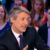 Antoine de Caunes sur le plateau du Grand Journal, sur Canal+, le jeudi 27 mars 2014.