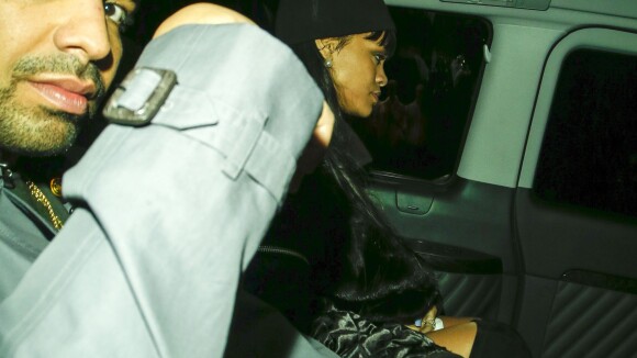 Rihanna et Drake : Le couple, main dans la main à Londres, ne se cache plus