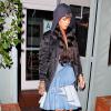La chanteuse et icône mode Rihanna, sans soutien-gorge, quitte le restaurant Giorgio Baldi à Santa Monica. Le 29 mars 2014.