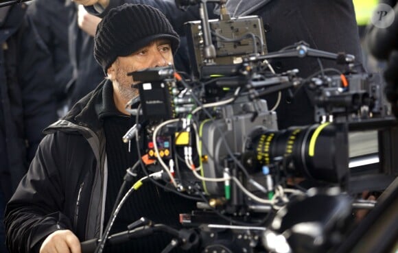 Luc Besson derrière la caméra pour le film Lucy (Photo : Jessical Forde)