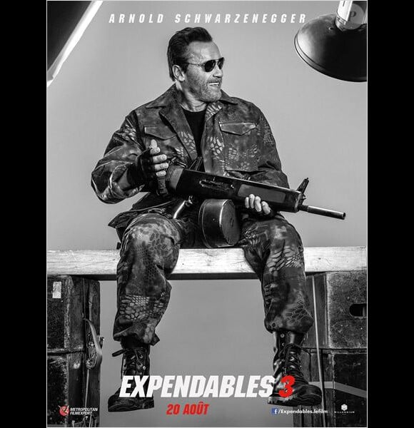 Arnold Schwarzenegger sur l'une des affiches-personnages d'Expendables 3.