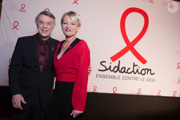 Exclusif - Sophie Davant et Salvatore Adamo dans les coulisses du Sidaction 2014, le 25 mars 2014 au thêatre Mogador à Paris (diffusion le 5 avril 2014 sur France 2).