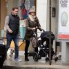 Exclusif - La princesse Madeleine de Suède, son mari Chris O'Neill et leur fille Leonore se promènent dans les rue de New York le 29 mars 2014.