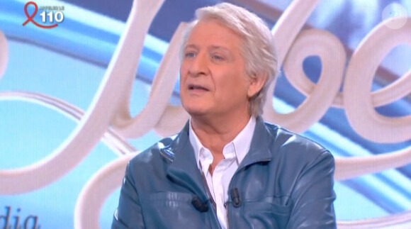 Le présentateur Patrick Sébastien face à Daphné Bürki sur le plateau de l'émission "Le Tube" sur Canal +. Le 5 avril 2014.