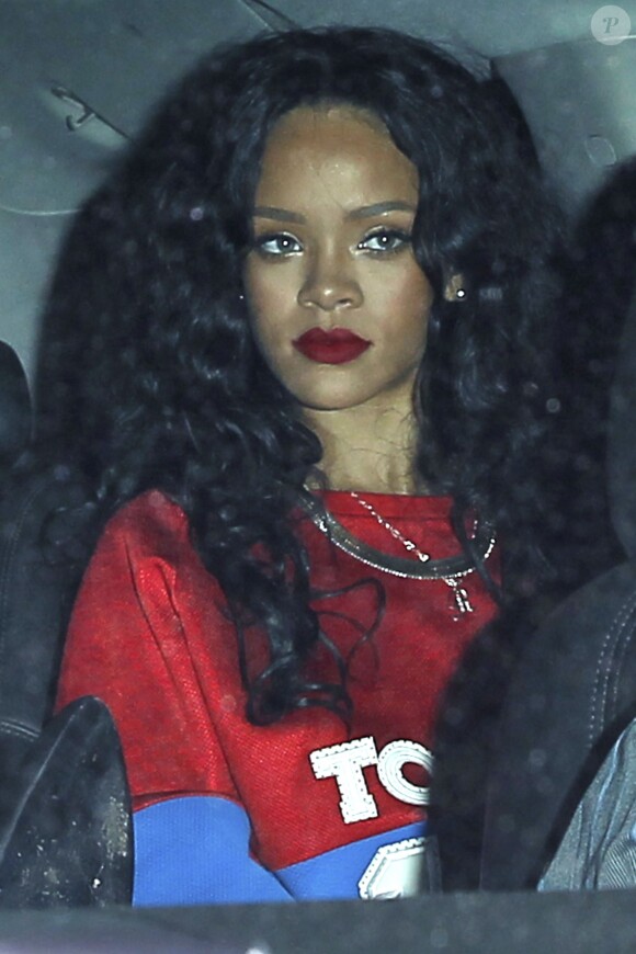 Rihanna à la sortie de la boîte de nuit Greystone Manor à West Hollywood, le 6 avril 2014.