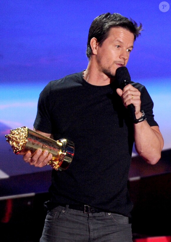 Mark Wahlberg sur la scène des MTV Movie Awards 2014, le 13 avril 2014.