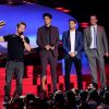 Mark Wahlberg, Jerry Ferrara, Adrian Grenier et Kevin Dillon sur la scène des MTV Movie Awards 2014, le 13 avril 2014.