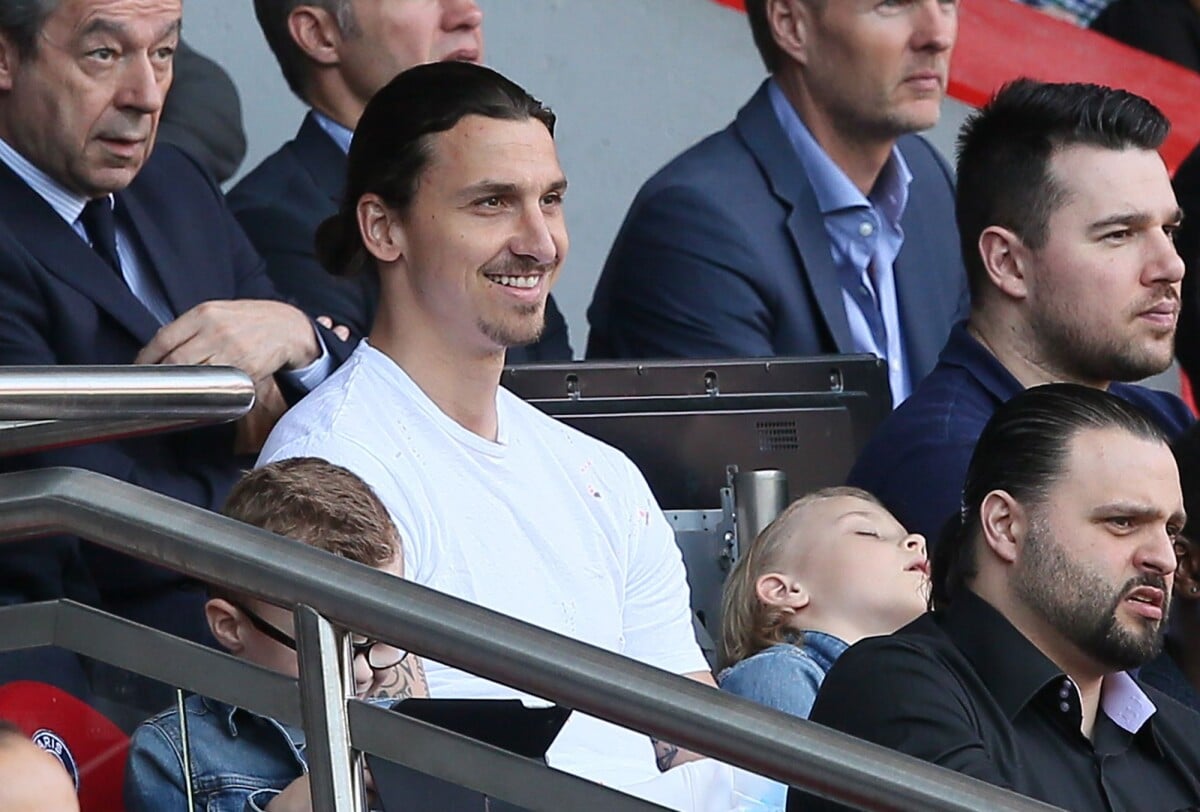 Photo Zlatan Ibrahimovic Et Ses Fils Maximilian Et Vincent Assistent photo-zlatan-ibrahimovic-et-ses-fils-maximilian-et-vincent-assistent