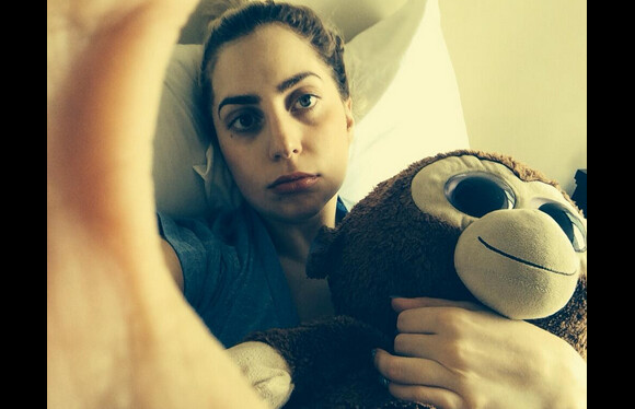 Lady Gaga ou le hamster triste. La diva a partagé une photo d'elle après s'être fait retirer les dents de sagesse. Le 18 avril 2014.