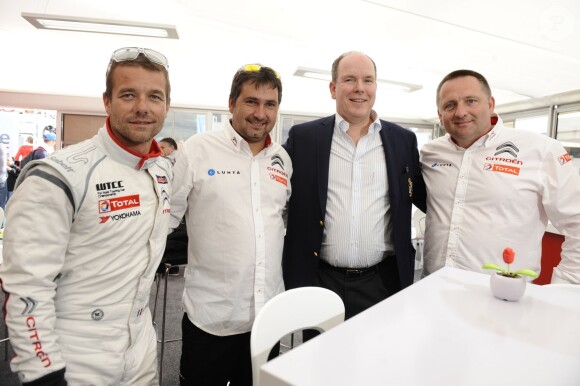 Le prince Albert II de Monaco est venu assister aux qualifications d'une épreuve de championnat WTCC, au circuit Paul Ricard du Castellet, auxquelles le pilote Sébastien Loeb participe le 19 avril 2014.