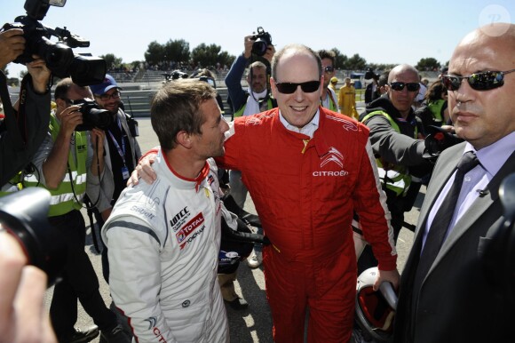 Le prince Albert II de Monaco est venu assister aux qualifications d'une épreuve de championnat WTCC, au circuit du Castellet, auxquelles le pilote Sébastien Loeb participe le 19 avril 2014.